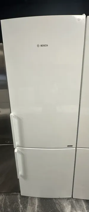 Kombinovani Frizider Bosch KGE49AW40