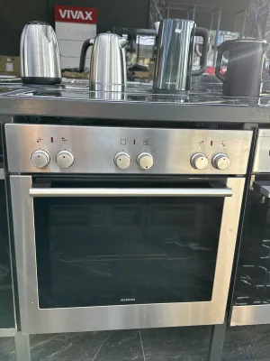 Ugradbena Električna Peć SIEMENS HE300550
