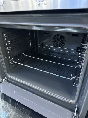 Ugradbena Rerna Siemens IQ700