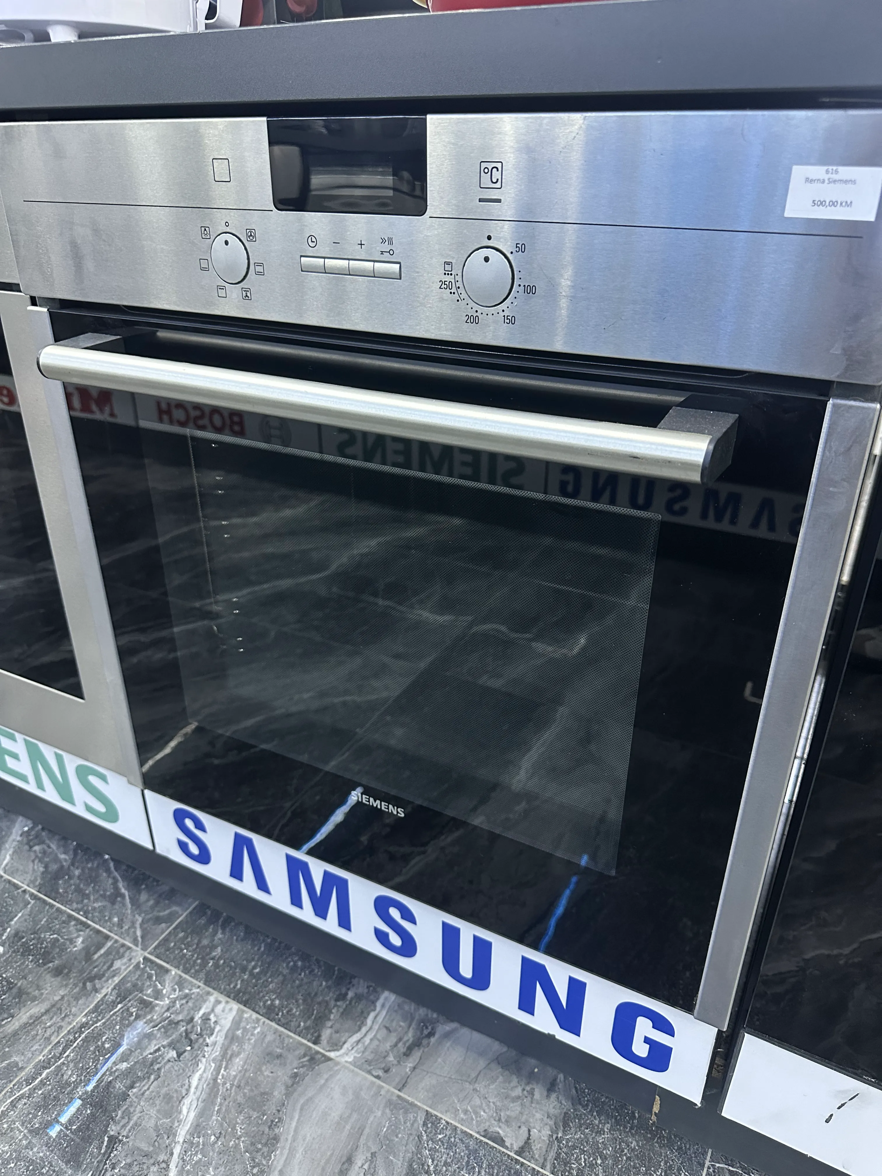 Ugradbena Rerna Siemens IQ700