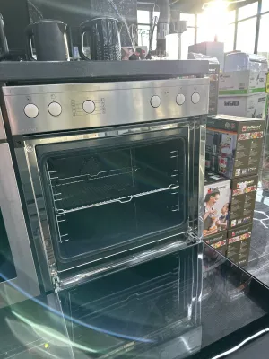 Ugradbena Električna Peć MIELE H2260E