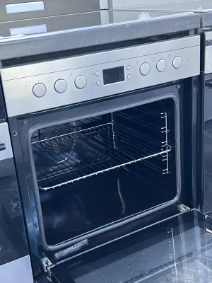 Ugradbena Električna Peć BEKO OUM22321X
