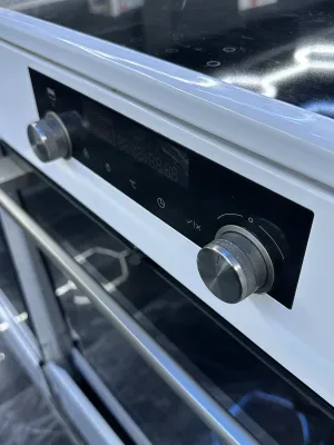 Samostojeci Elektricni Sporet Asko CI96364W