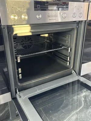 Ugradbena Električna Peć SIEMENS HE33GU530